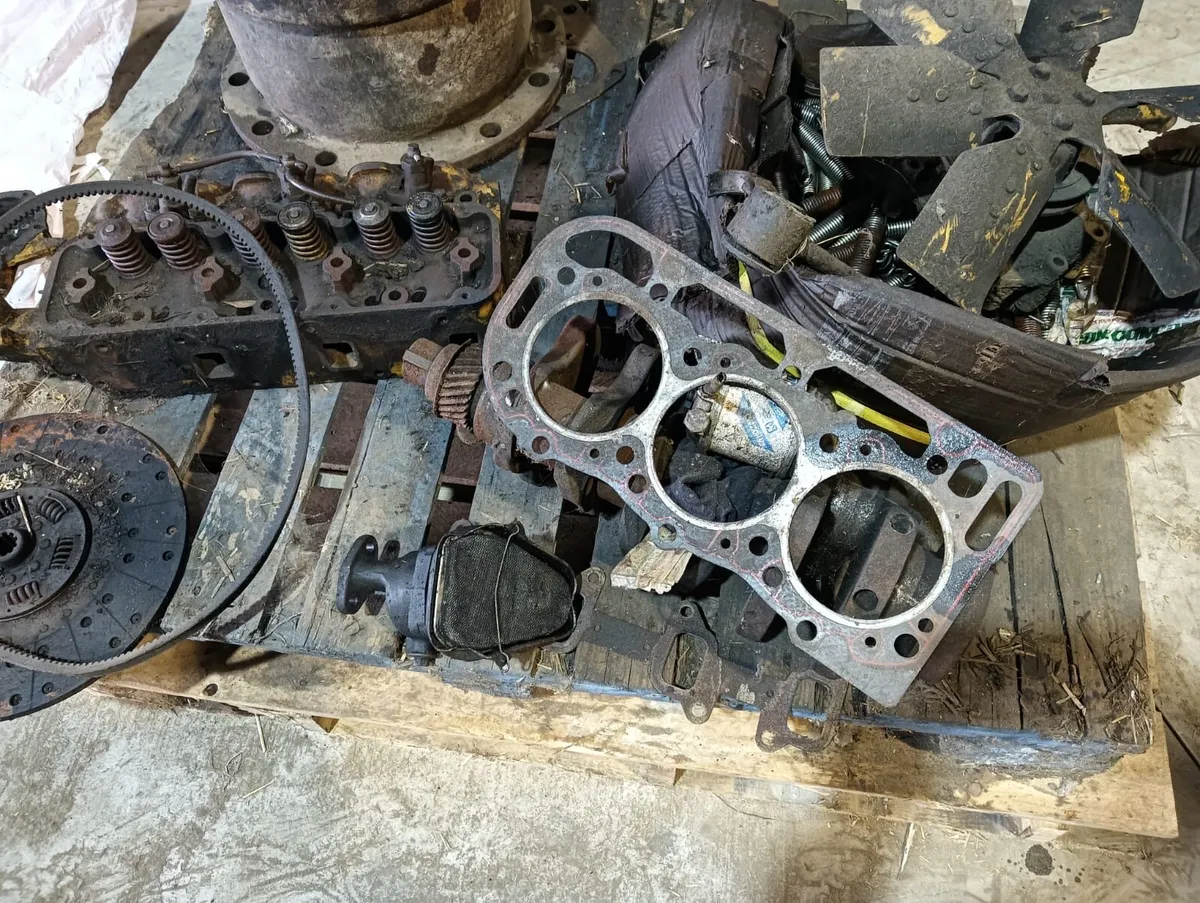 Ford 550 parts - Image 4