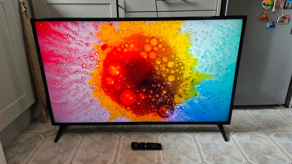 49" LG 4K UltraHD Smart TV - Image 4