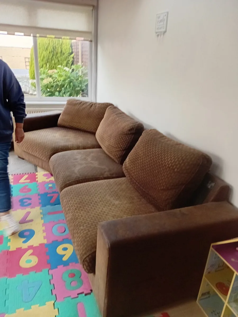 Corner Couch - Image 1