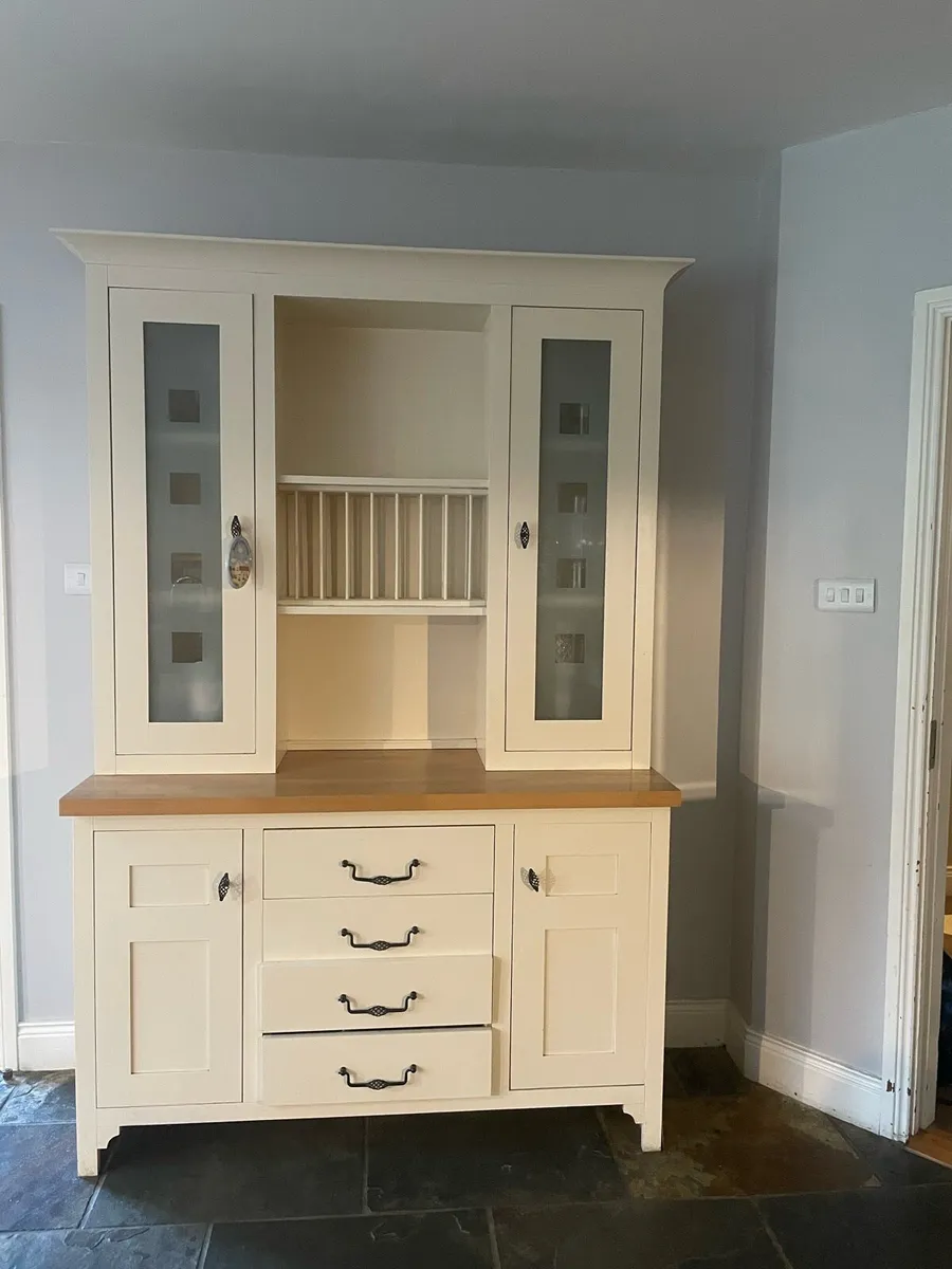 Kitchen - Image 4