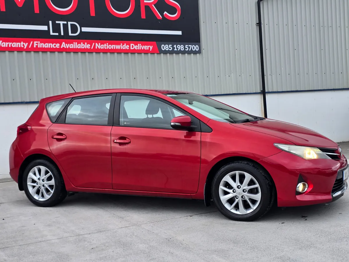 142 TOYOTA AURIS 1.4 D4D LOW MILAGE - Image 4