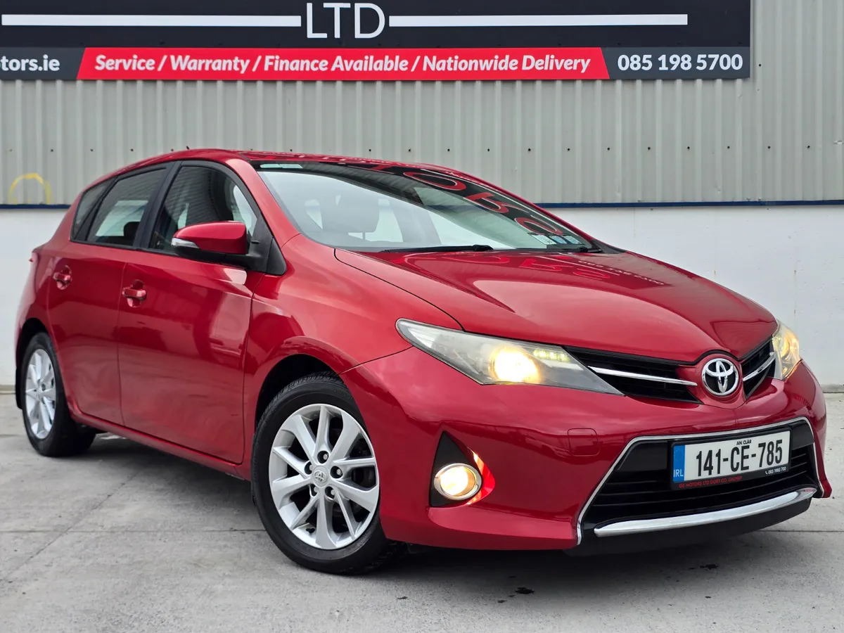 142 TOYOTA AURIS 1.4 D4D LOW MILAGE - Image 1