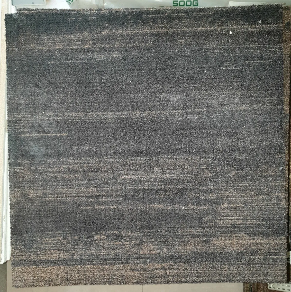 Carpet tiles (brown and black) - Image 2