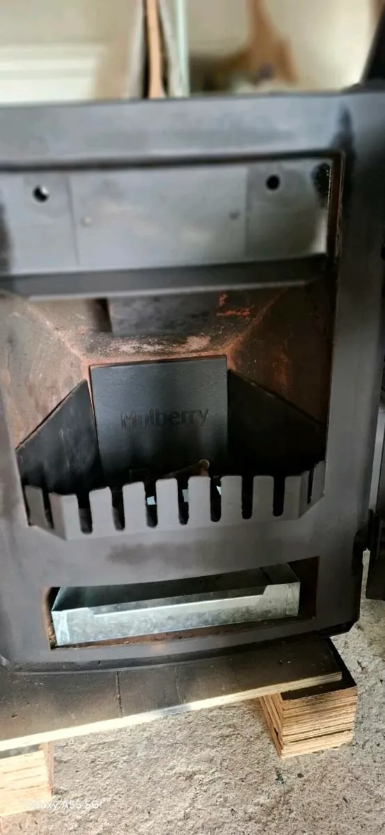 Mulberry Stoker Insert Stove - Image 2