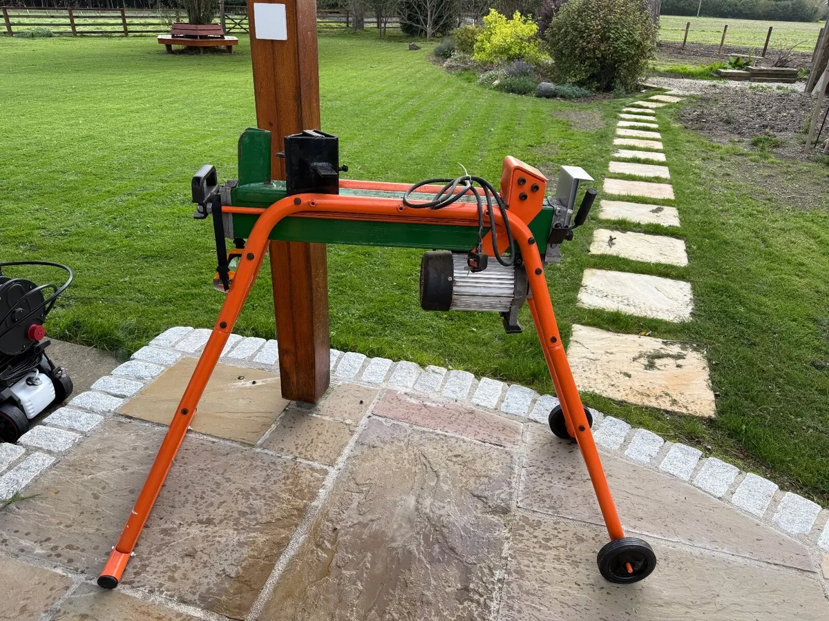 6T log splitter with stand