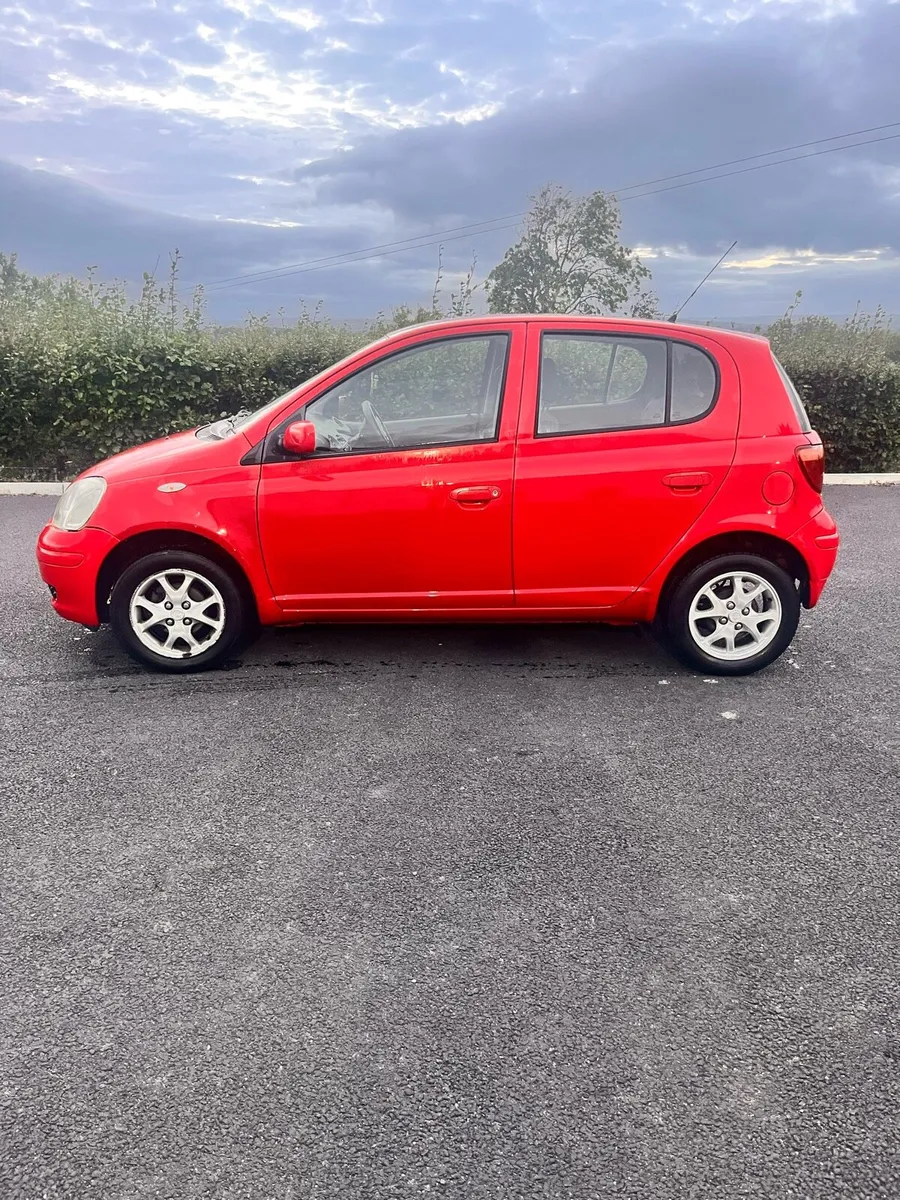 Toyota Yaris 2005 - Image 3