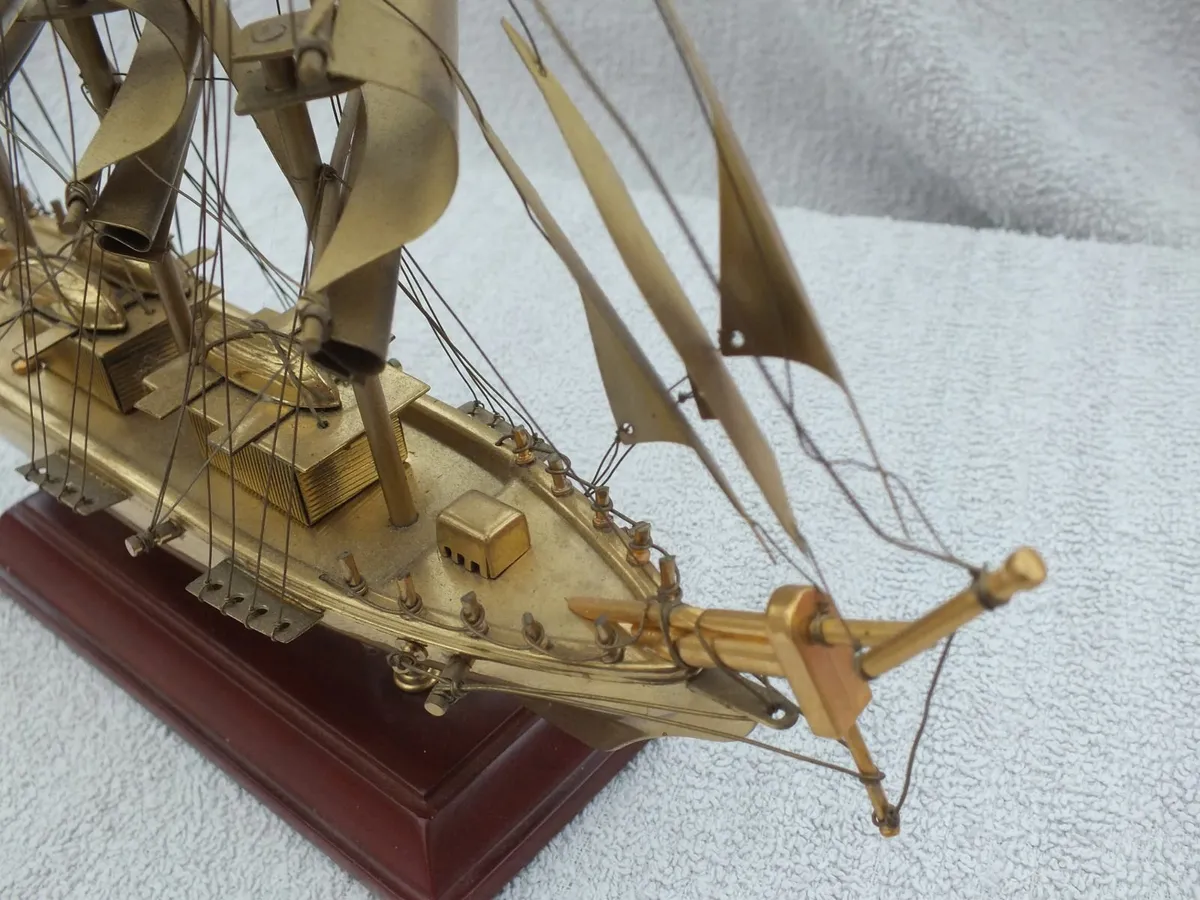 Vintage Brass Model Tall Sailing Ship Brass 10" On - Image 4