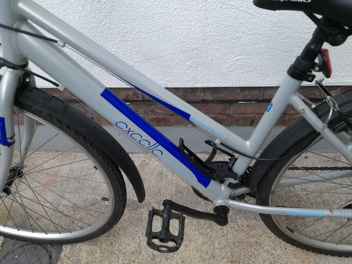 Ladies bicycle - Image 3