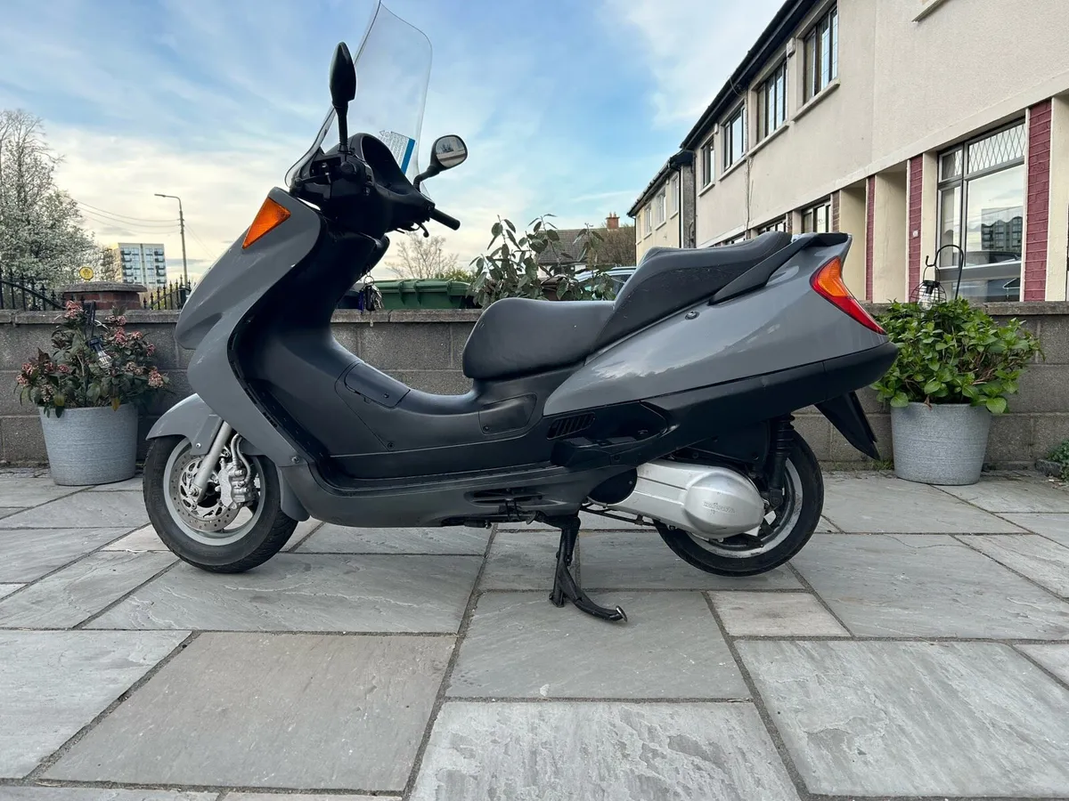Honda Platinum 125CC - Image 1