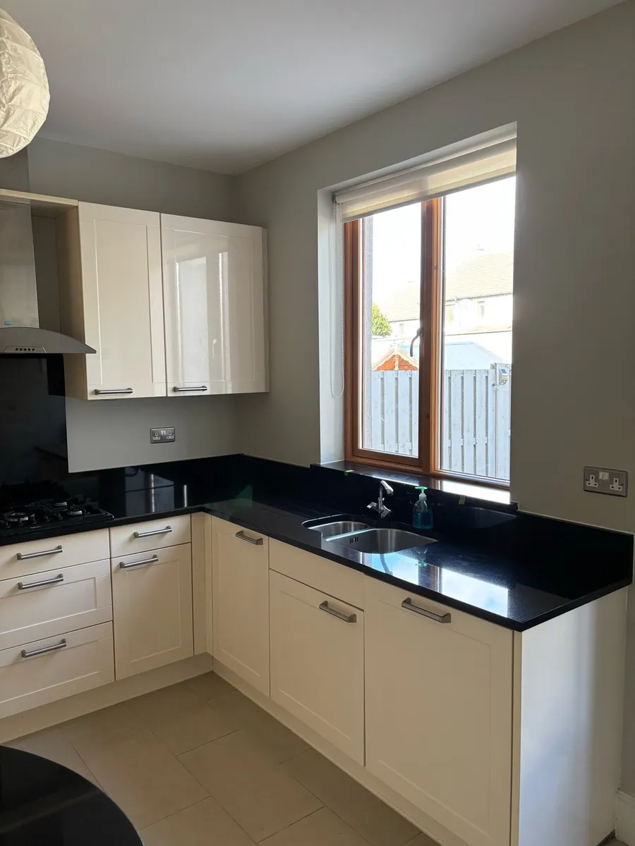 Kitchen - Image 4