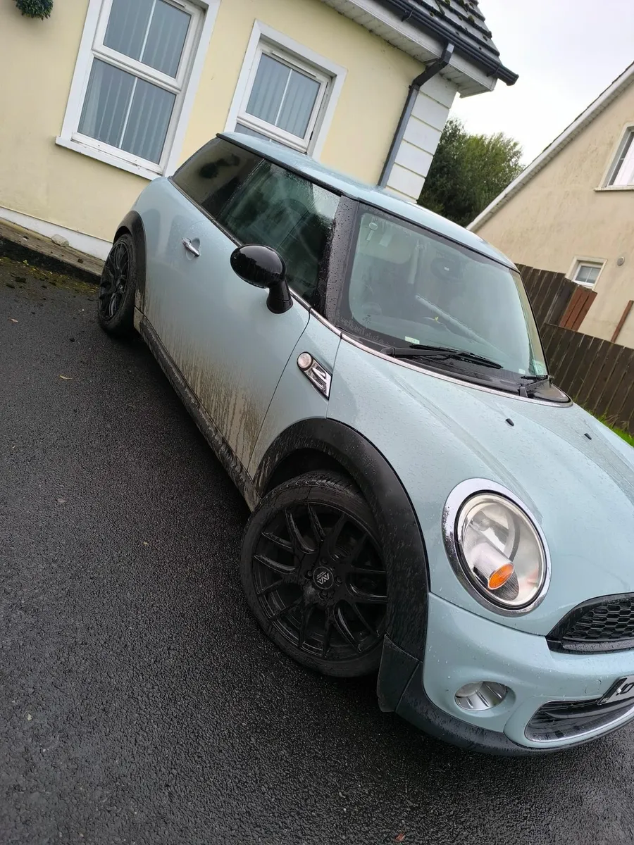Non driving 2010 mini one - Image 3