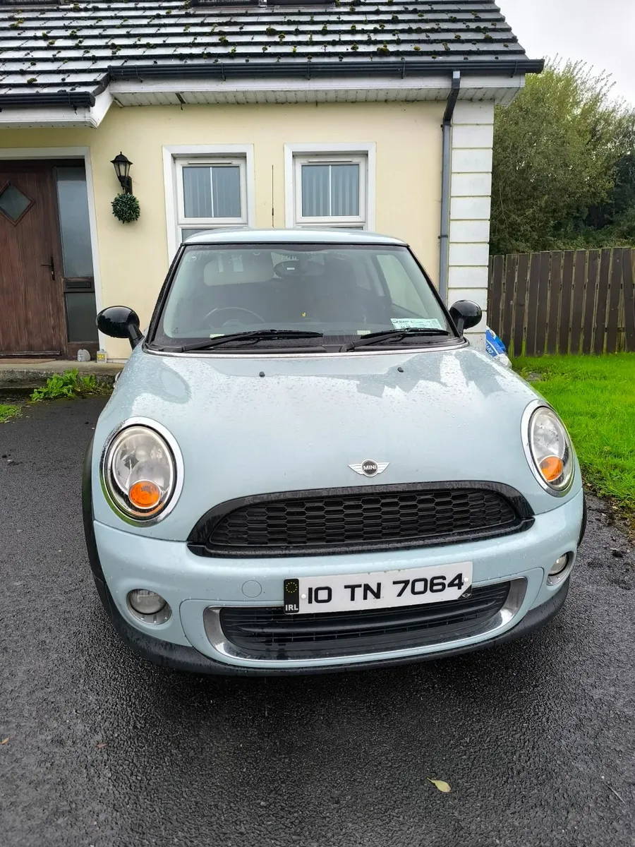 Non driving 2010 mini one - Image 1