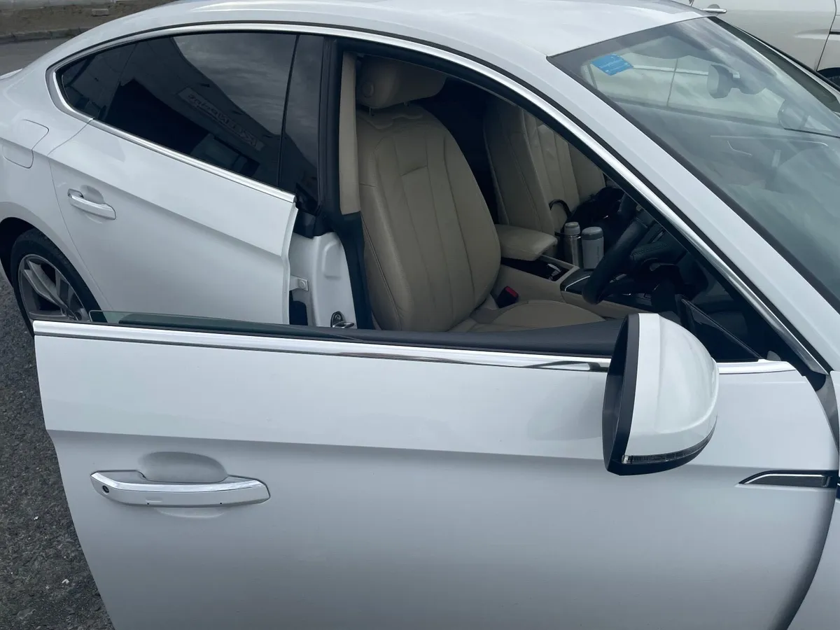 Audi A5 2019 - Image 2