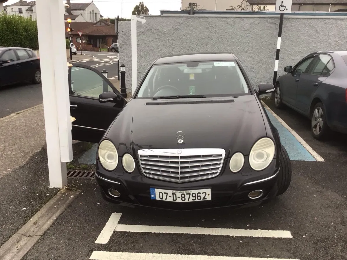 Mercedes E Class - Image 2