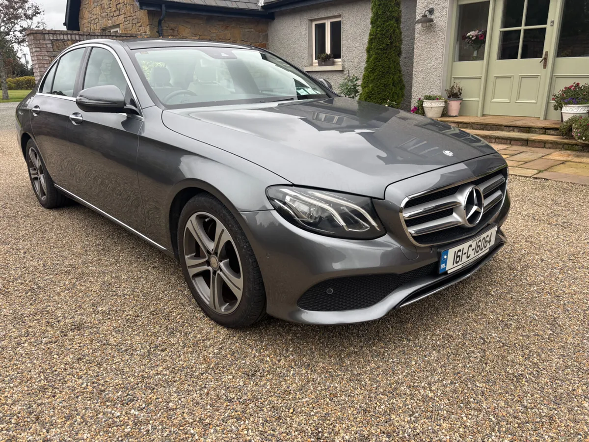 2016 Mercedes E220 premium dsl auto new model. - Image 4