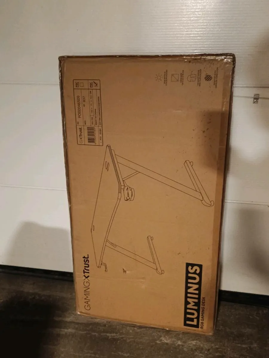Gaming desk - Image 2