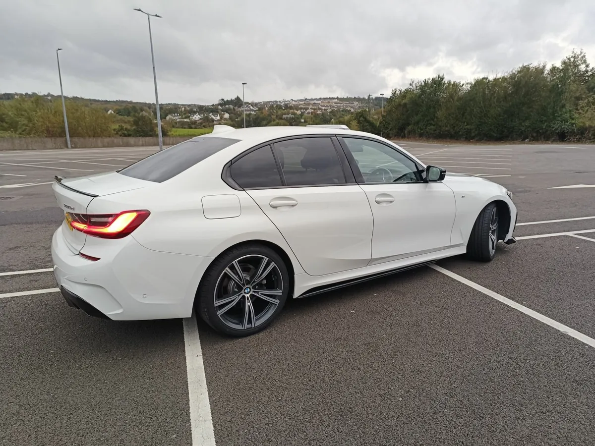 BMW 3-Series 2019 g20 - Image 2