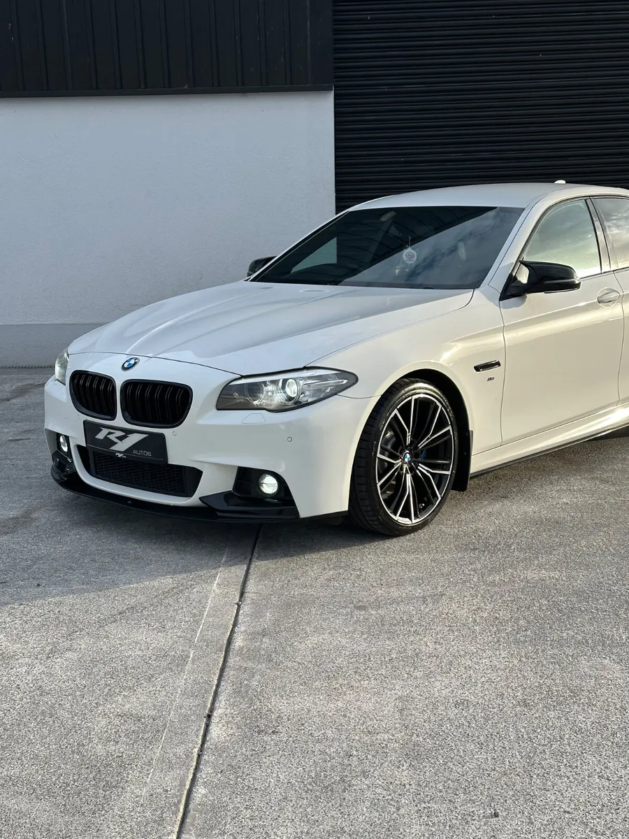 2016 BMW 520D MSPORT AUTO MPERFORMACE - Image 2