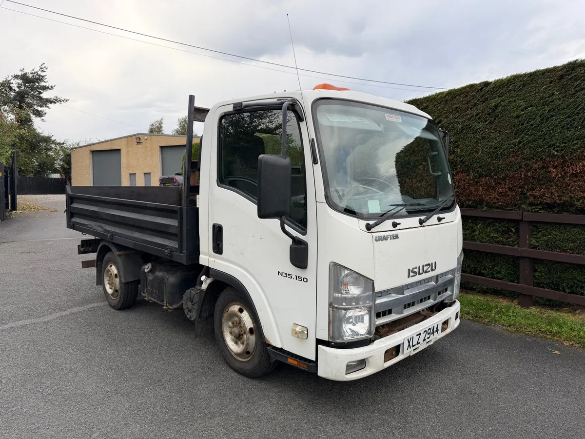 2009 Isuzu Grafter N35 150 3.5 Tonne Dropside Pick - Image 1