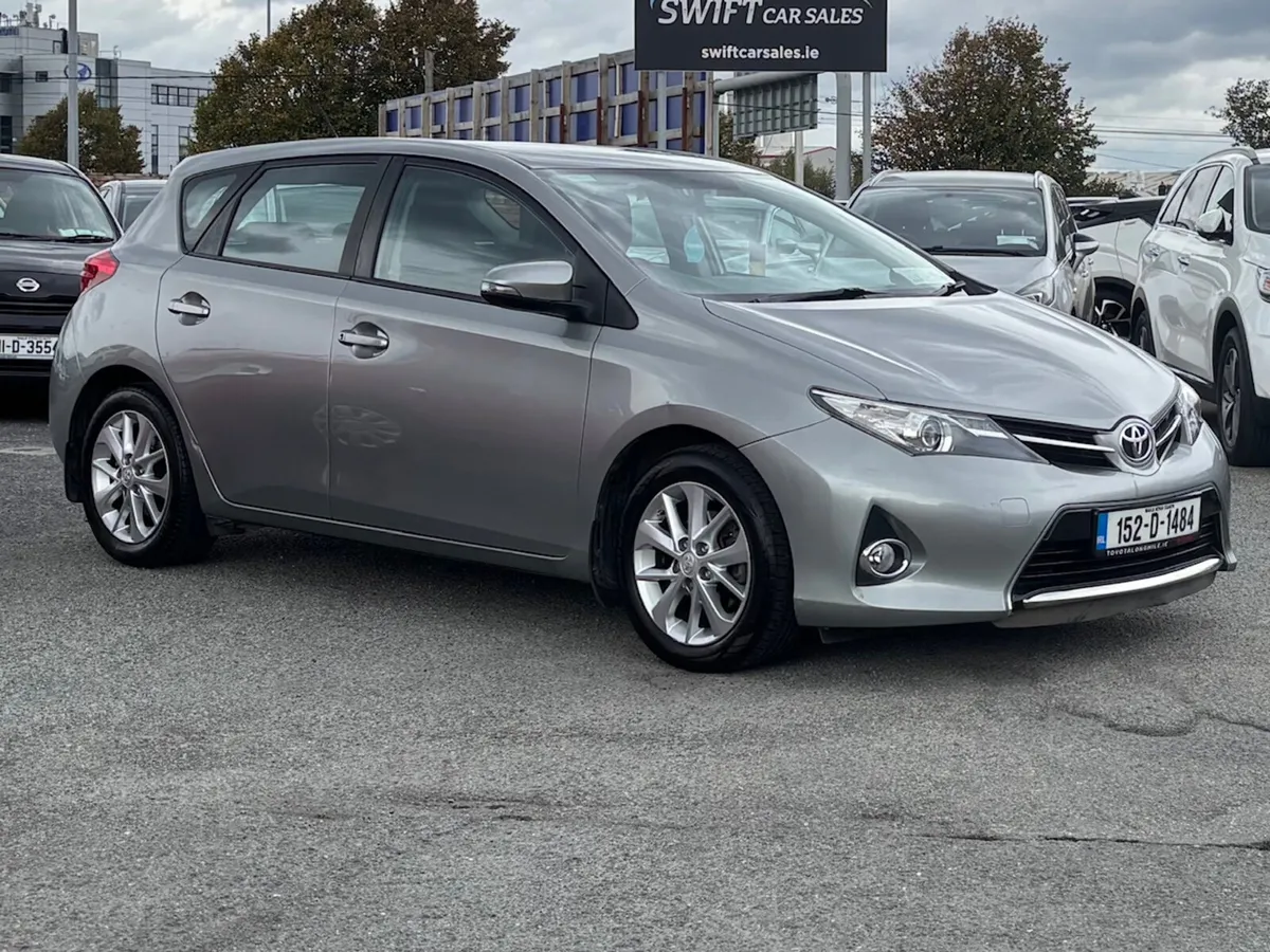 2015 Toyota Auris 1.4 D-4D Aura Nct 10/26 - Image 1