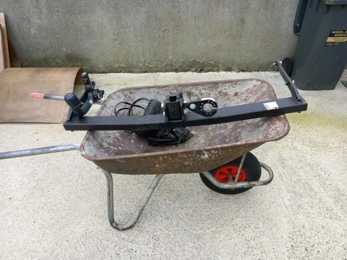 TOWBAR FOR SKODA KAROQ Trailer  for  Sale - Image 1