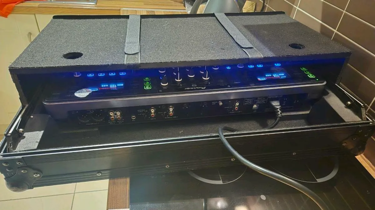 Pioneer XDJ-R1 Controller - Image 4