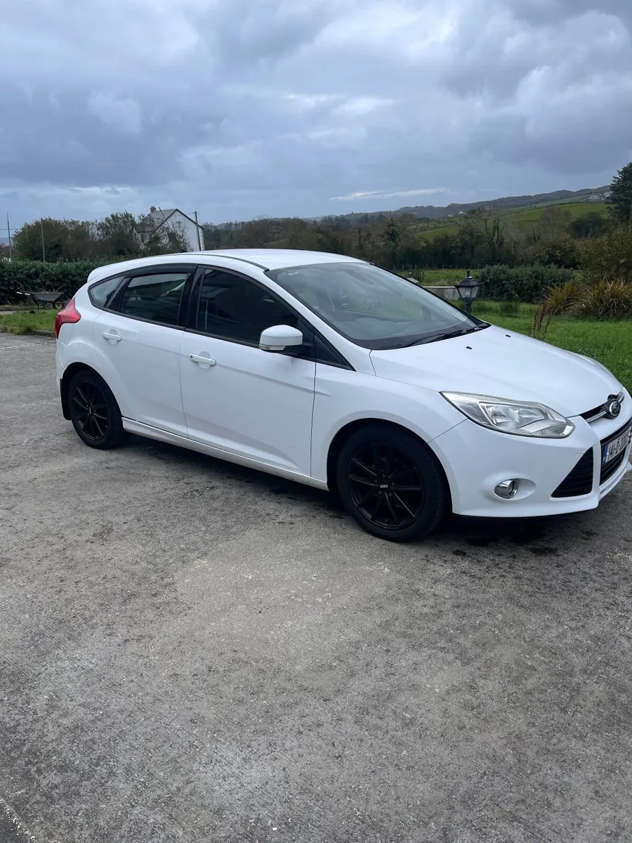Ford Focus 2014 - Image 1