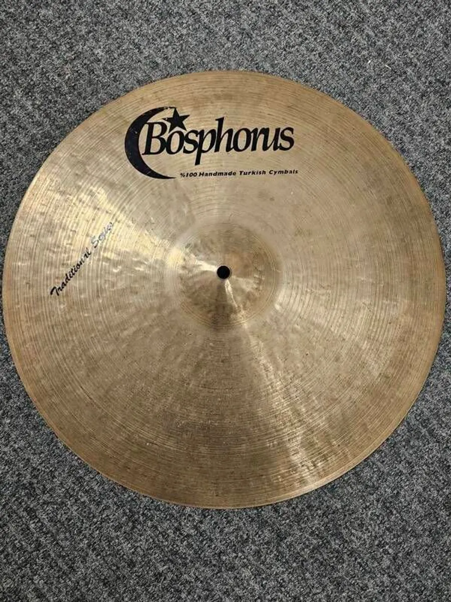 Bosphorus 18" ride cymbal (cracked) - Image 1