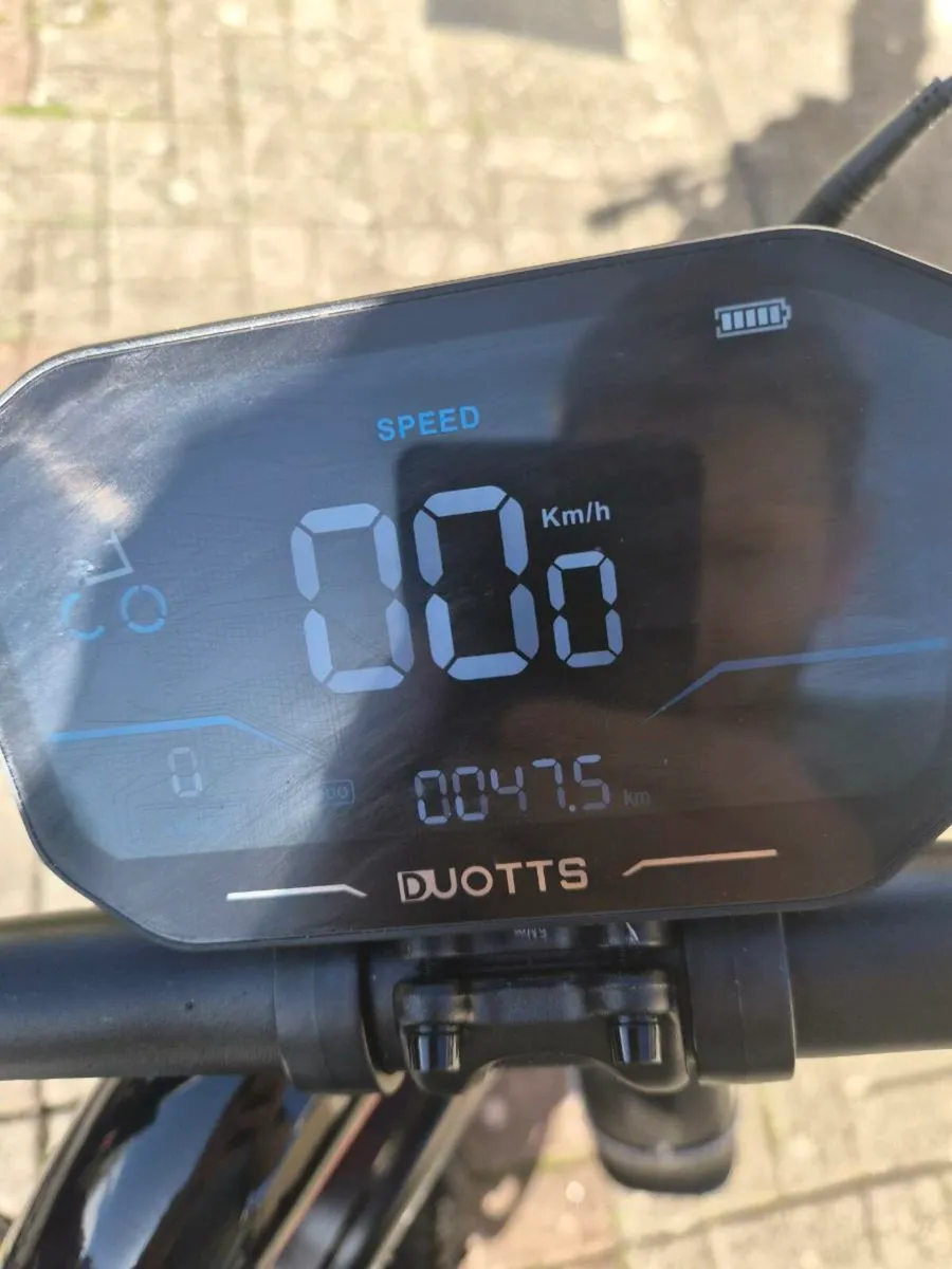 Duotts N26 dual 750w motors 20Ah Samsung batteries - Image 3