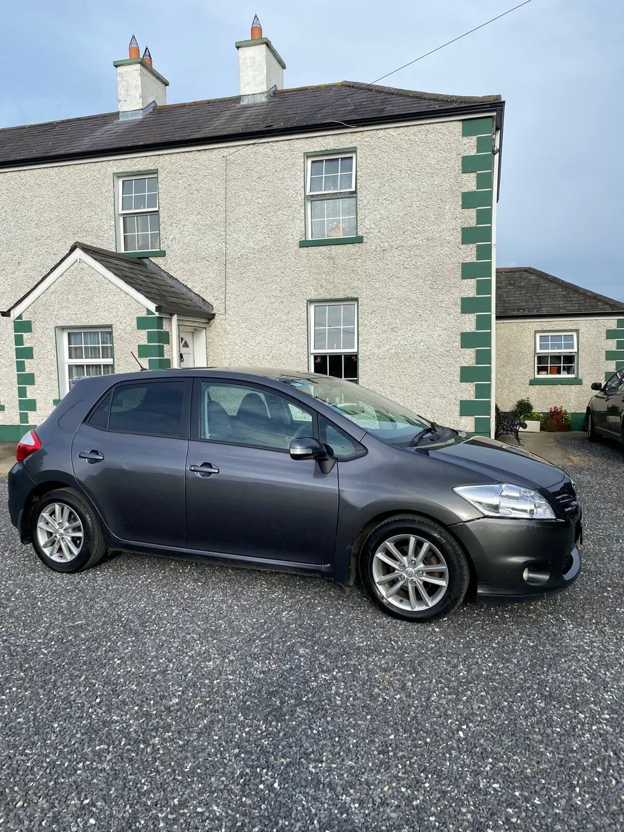 Toyota Auris Sport - Image 1
