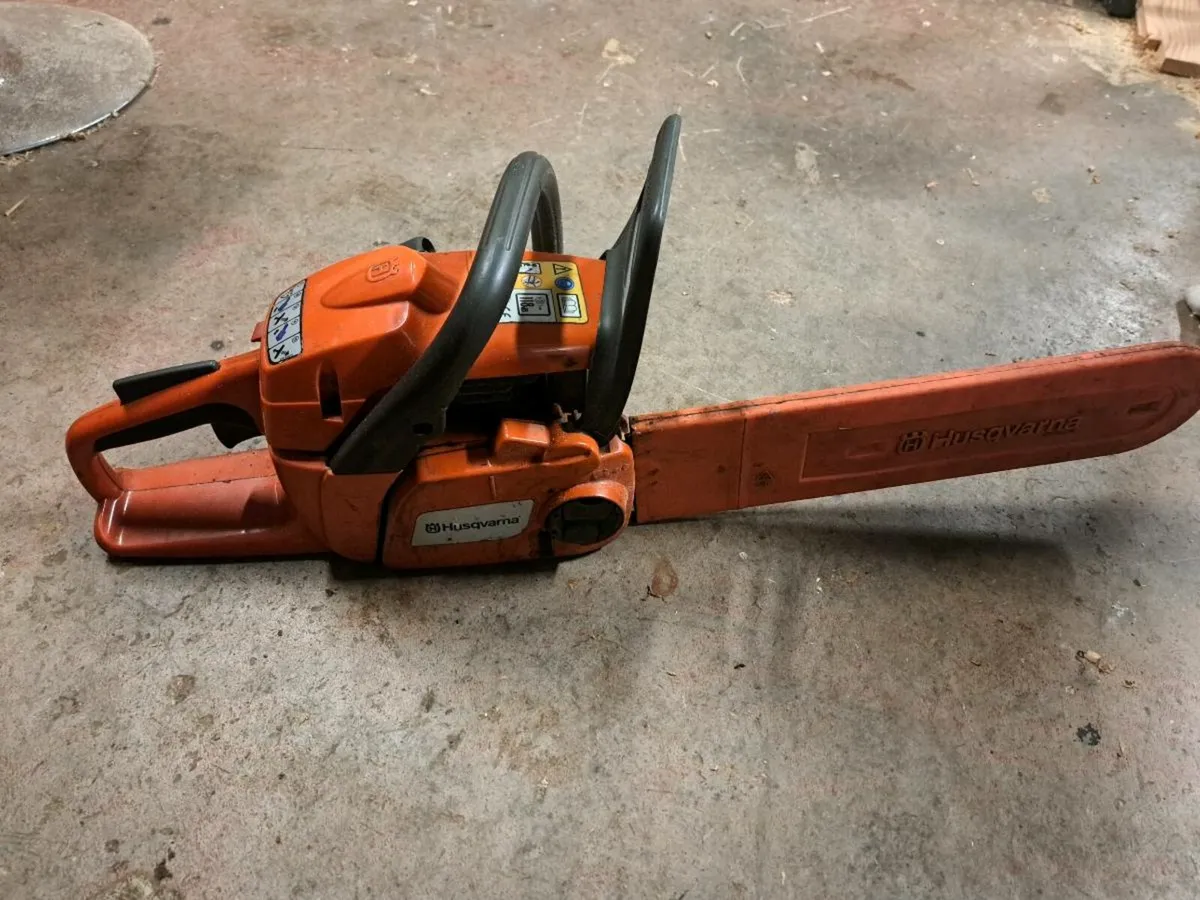 Husqvarna 240 x-torq chainsaw - Image 2