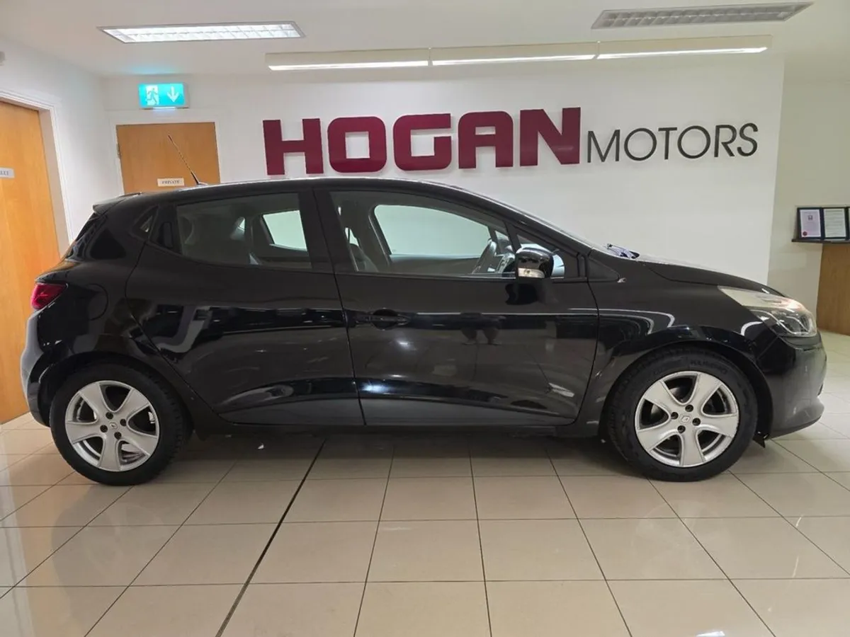 Renault Clio Dynamique 1.2 Petrol 7 - Image 3