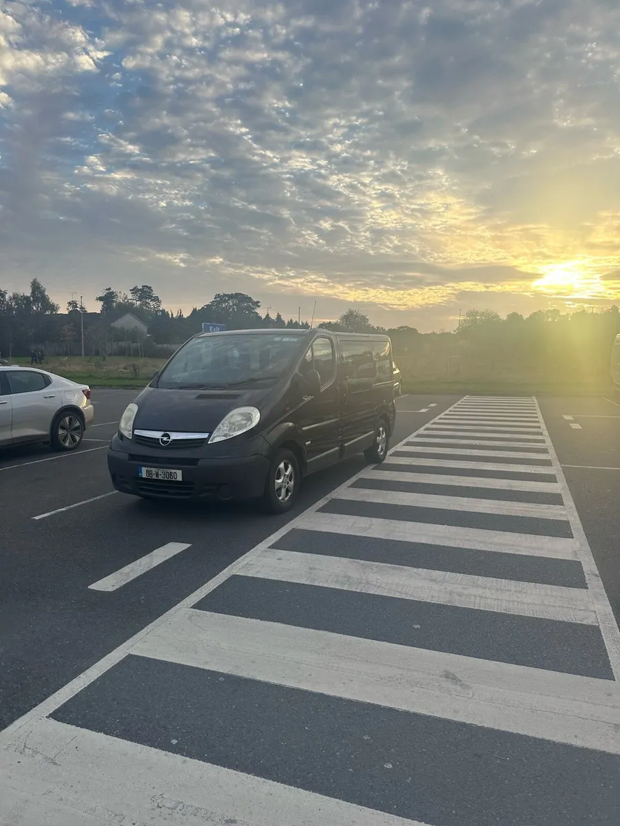 2008 Opel Vivaro 2.0 CDTI (9 seater) - Image 1