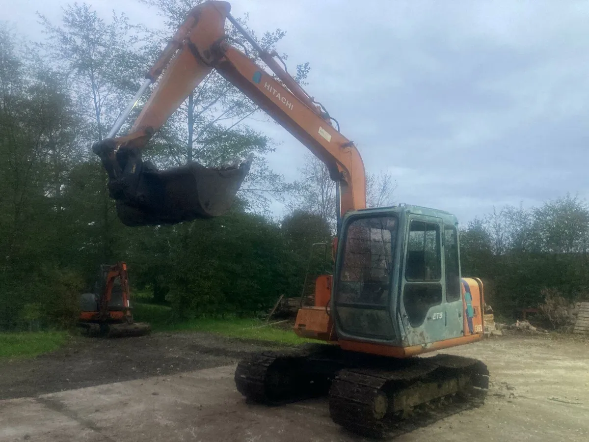 Hitachi EX60 - Image 1