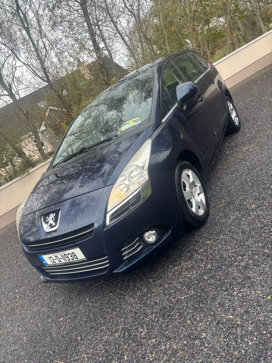 Peugeot 5008 - Image 1
