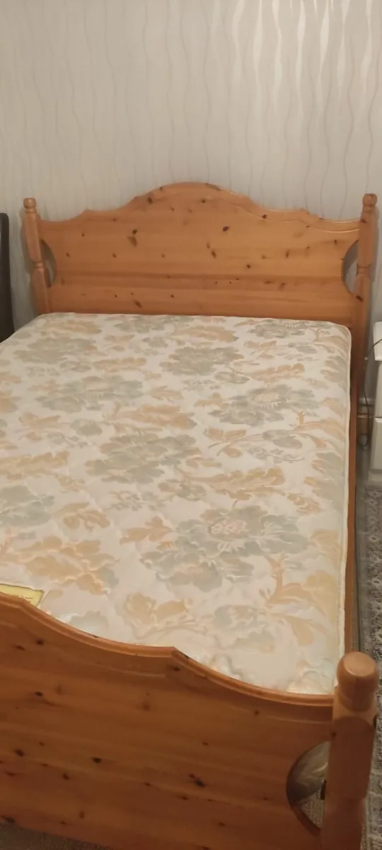 Honey pine bed - 4ft 6in width - with mattress - Image 1