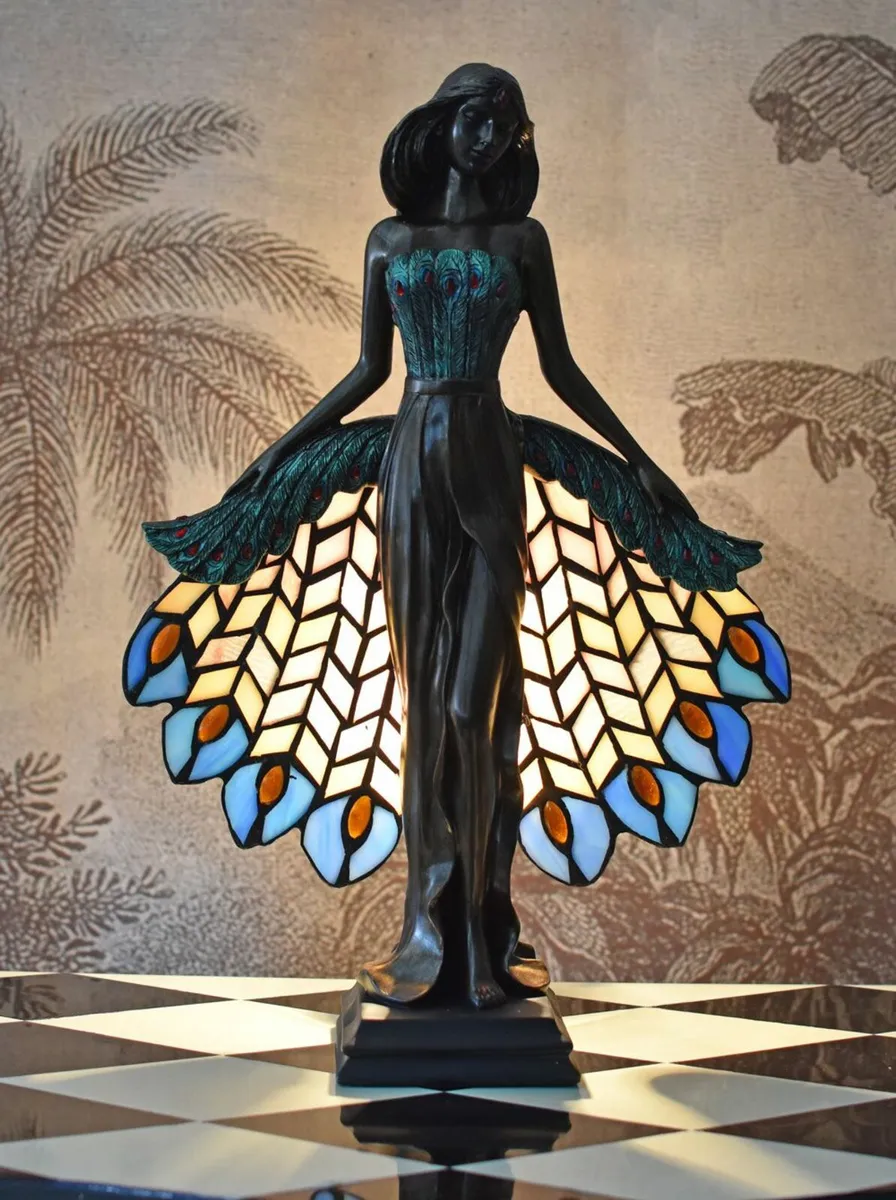 Art Nouveau Villa Tiffany Table Lamp Handcrafted S - Image 1