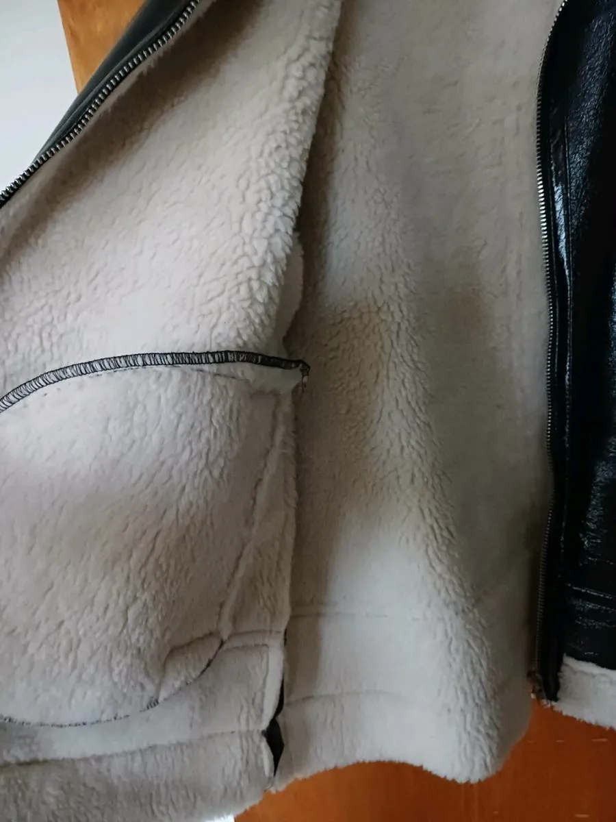Jacket - Image 4