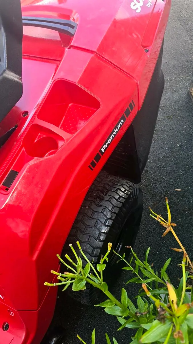 Premium tractor mower - Image 3