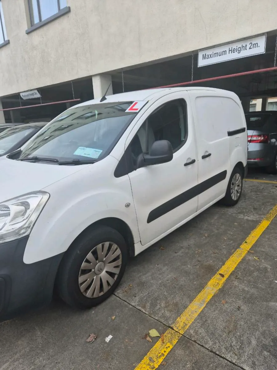 151 Citroen Berlingo - Image 2