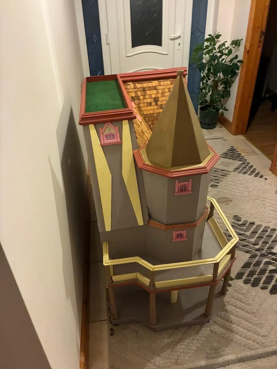 Dolls House - Image 3