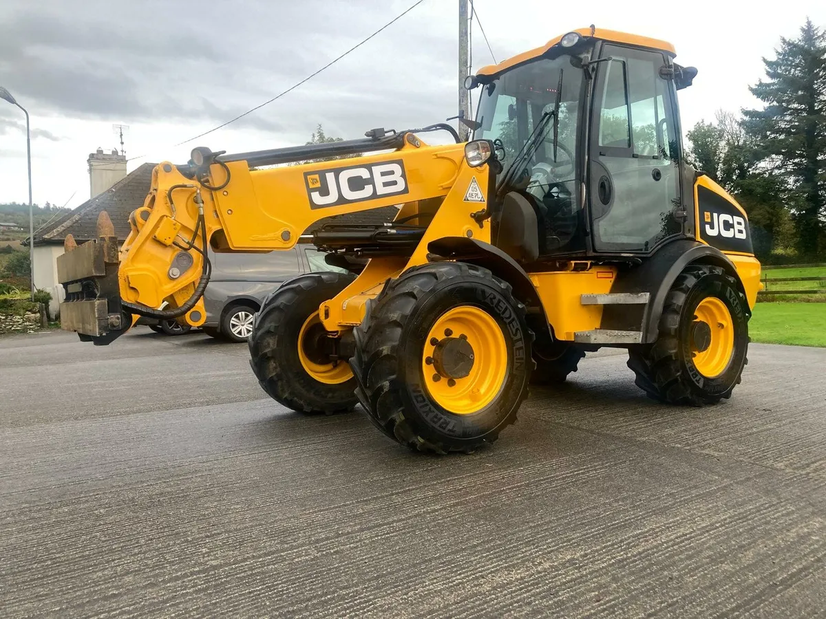 JCB TM220 - Image 3
