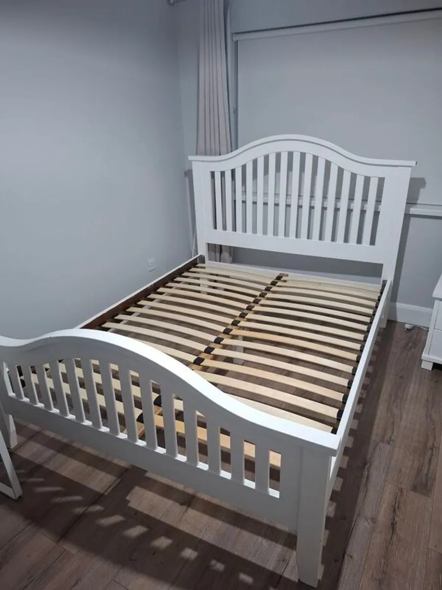 Bedframe - Image 2