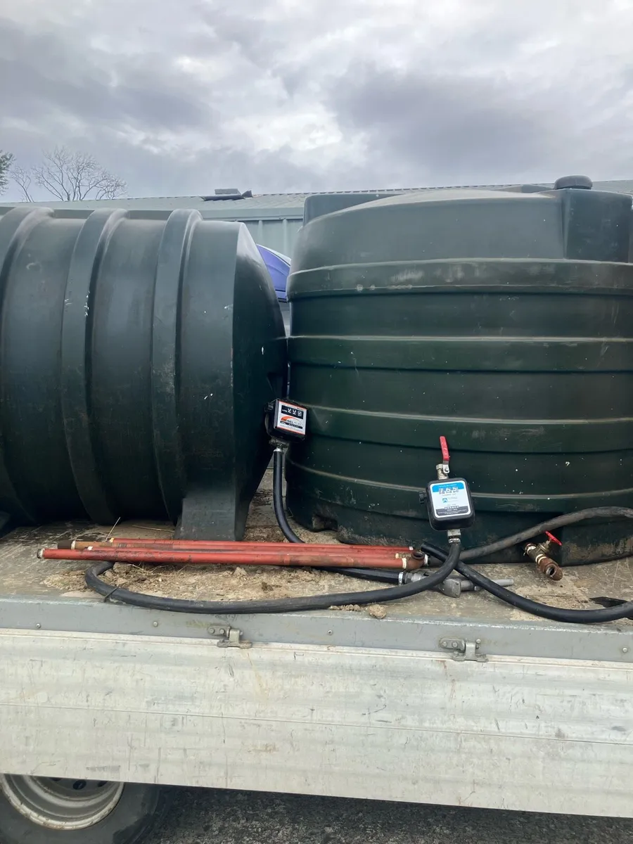 Oil tanks - Image 1