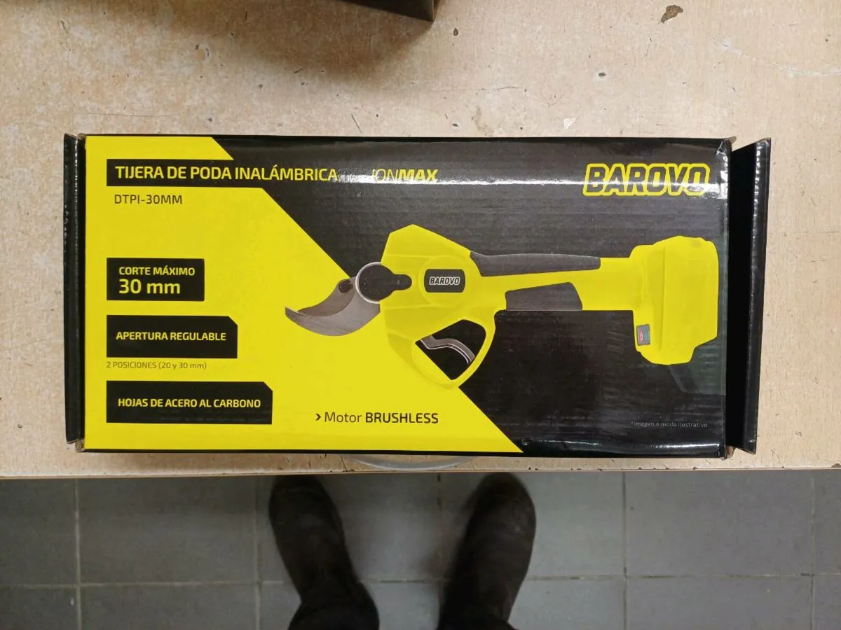 New Bravo Battery Pruning Shears - Image 1