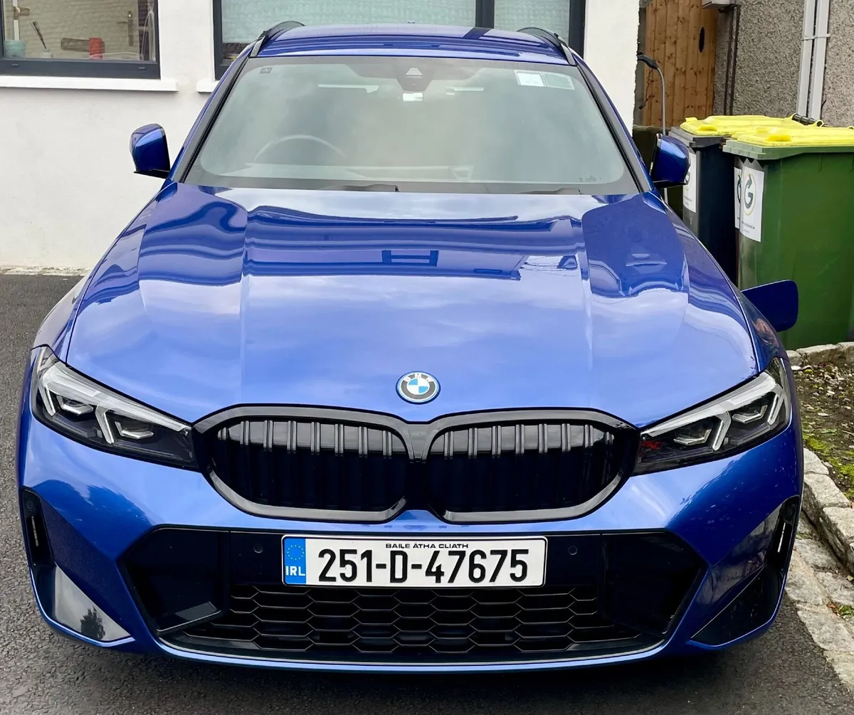 BMW 330e M Sport Plus Touring 22.3 kWh battery - Image 4
