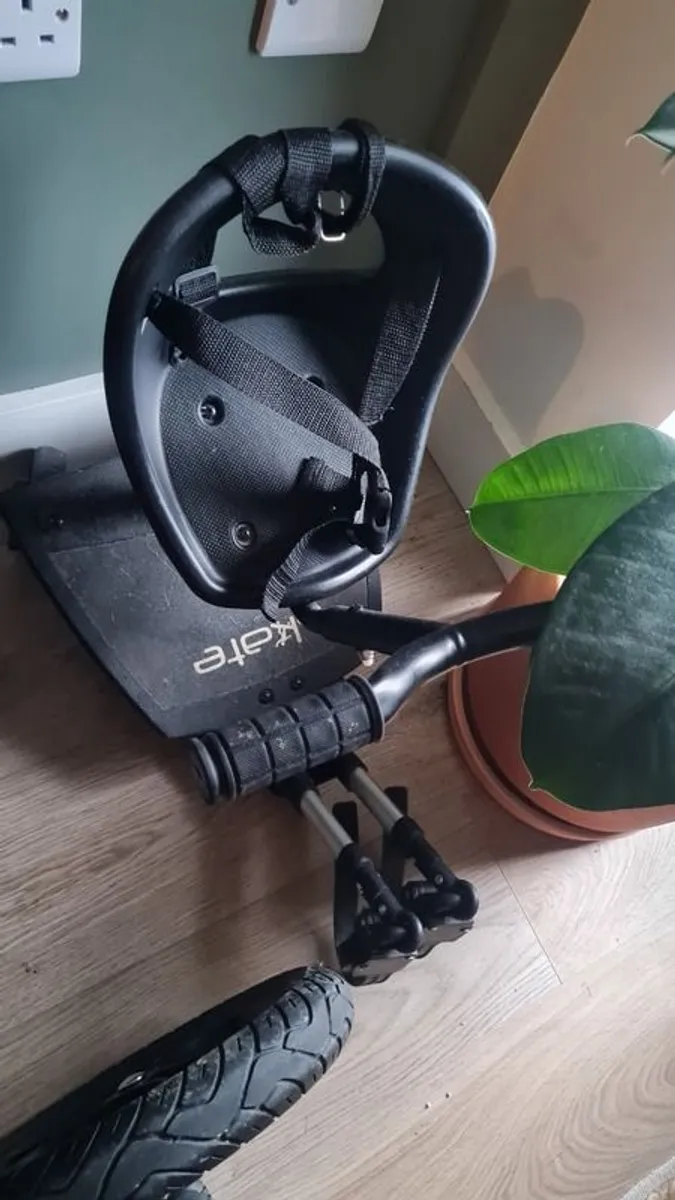 Be Cool, skate seat buggy board - Image 1