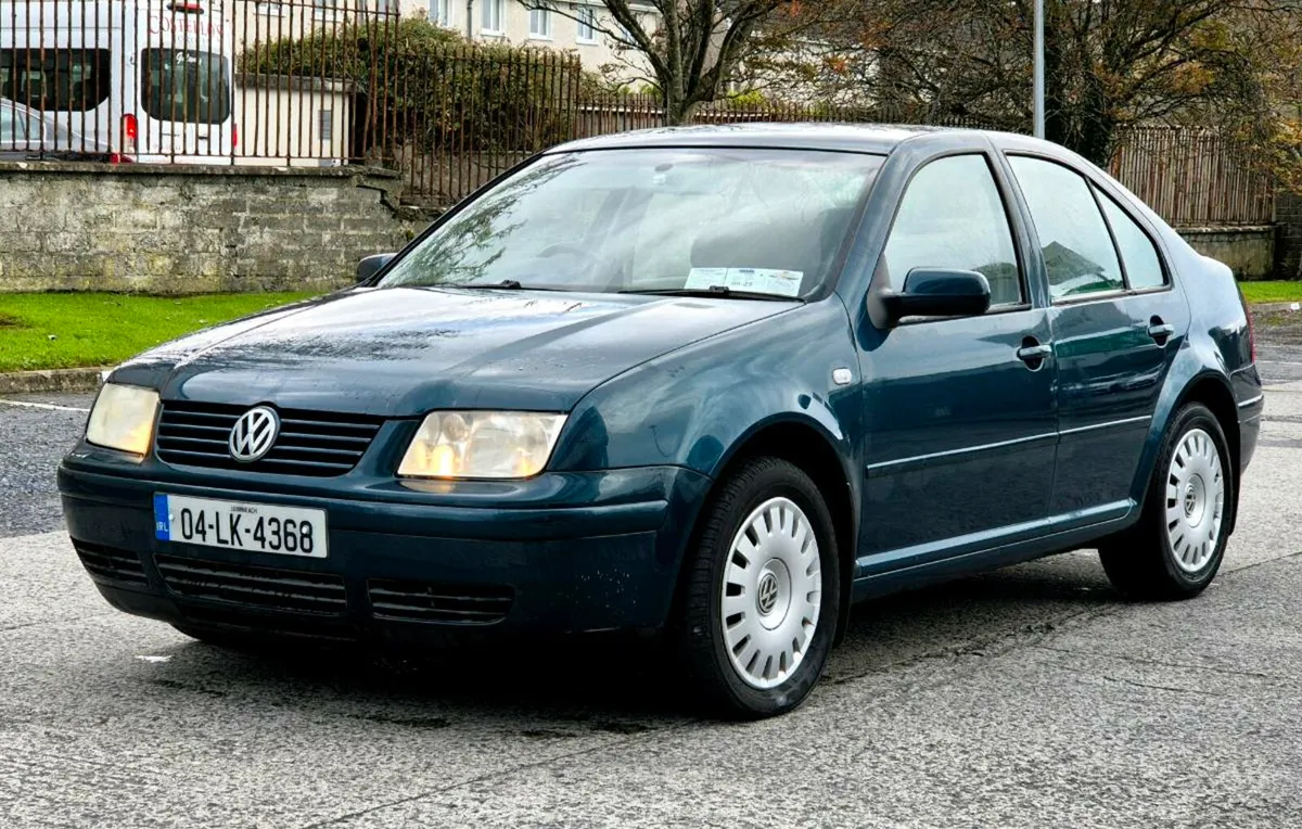 2004 Volkswagen Bora - Image 1