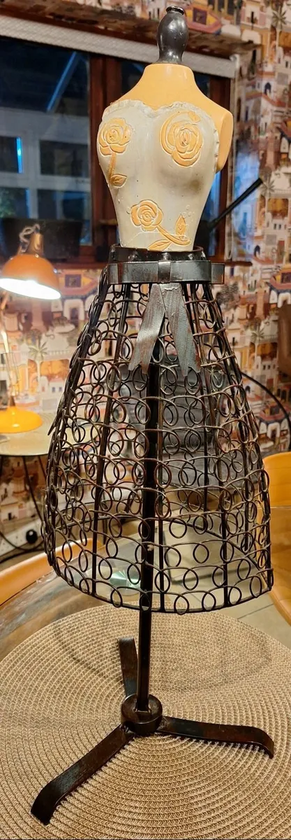 Jewellery and trinket holder - Image 2