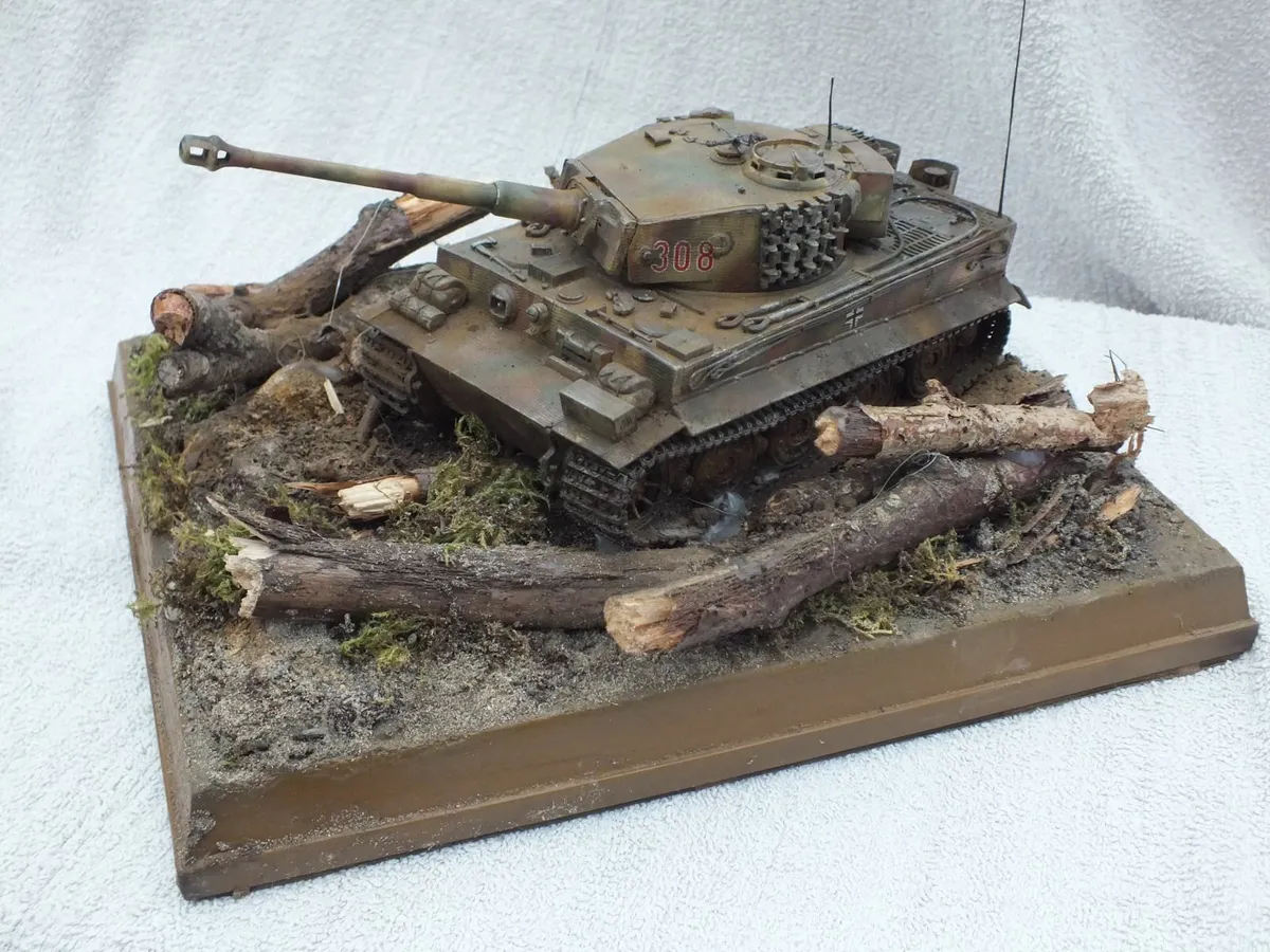 2 WW1 Model Tanks and Armoured vehicle - Image 1